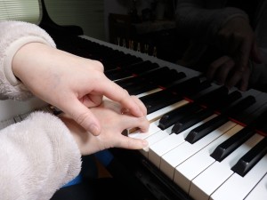 ピアノ　レッスン